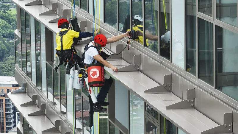 Glazing panel installation at height